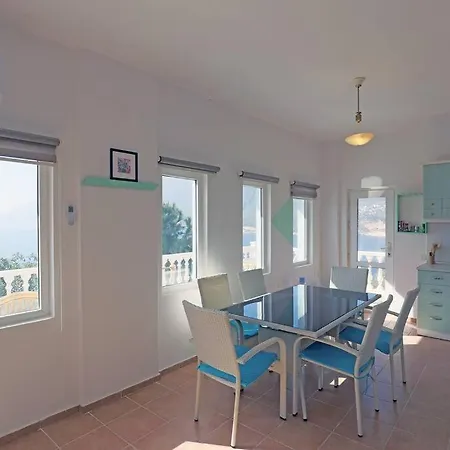 Mola 2 Apartment